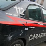 Arresto giovane spacciatore: caccia aperta a fornitori e complici