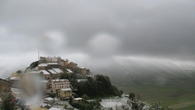 Ancora neve a Castelluccio