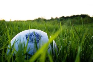spoeto7giorni.it-guardalinee-picchia-arbitro