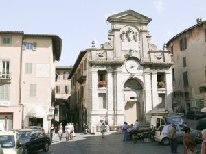 PIAZZA-MERCATO-