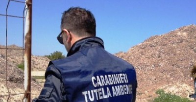 1448543804618.jpg--occupano_un_terreno_posto_sotto_sequestro_e_lo_trasformano_in_una_discarica_abusiva